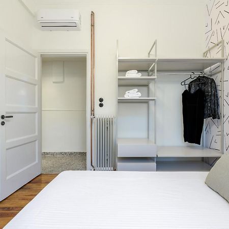 Your 4 Bdrm Dream House Acropolis View & Jacuzzi Атина Екстериор снимка