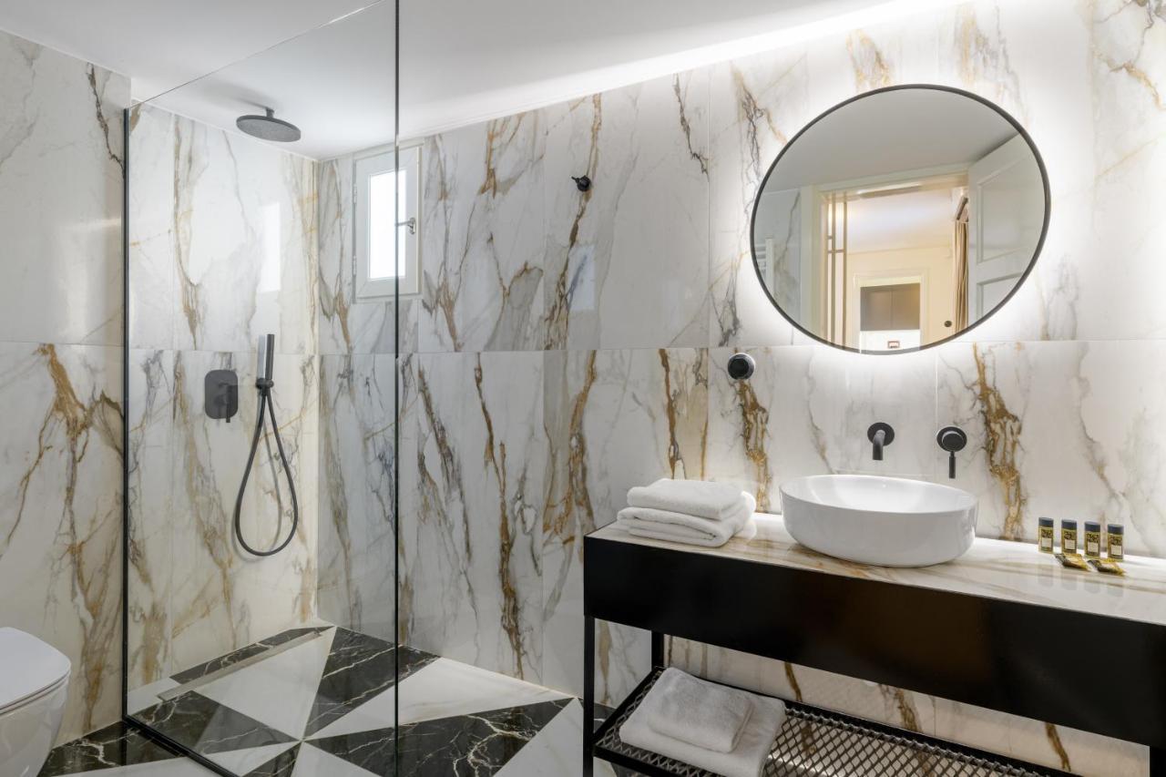 Your 4 Bdrm Dream House Acropolis View & Jacuzzi Атина Екстериор снимка