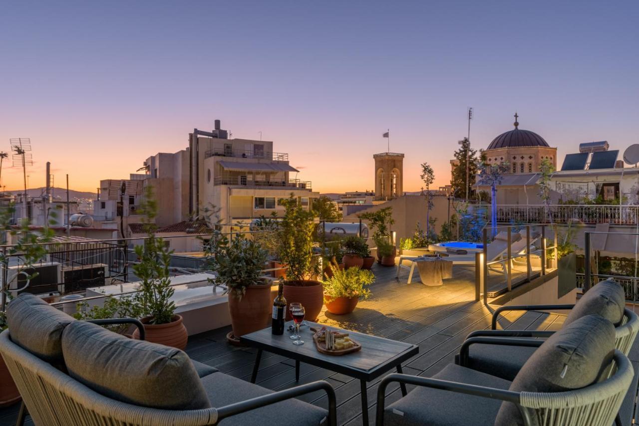 Your 4 Bdrm Dream House Acropolis View & Jacuzzi Атина Екстериор снимка