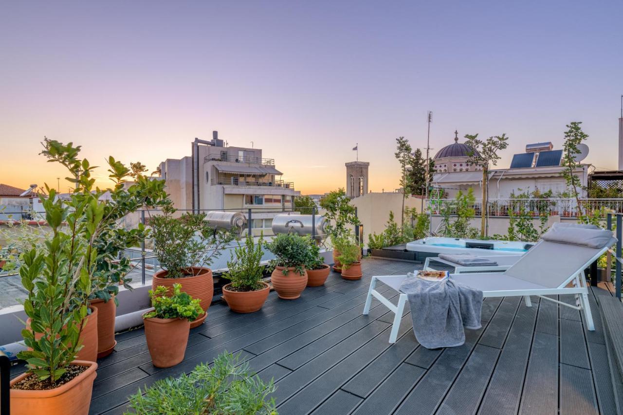 Your 4 Bdrm Dream House Acropolis View & Jacuzzi Атина Екстериор снимка